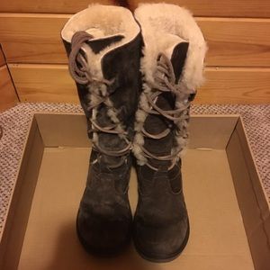 Ugg Brown suede women’s lace up boots